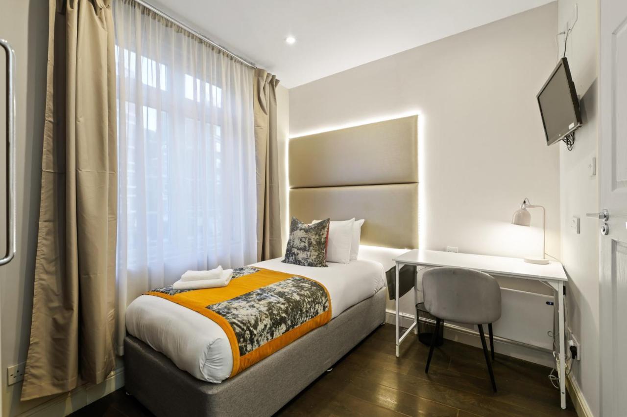 Single Studio Flat Apartment London