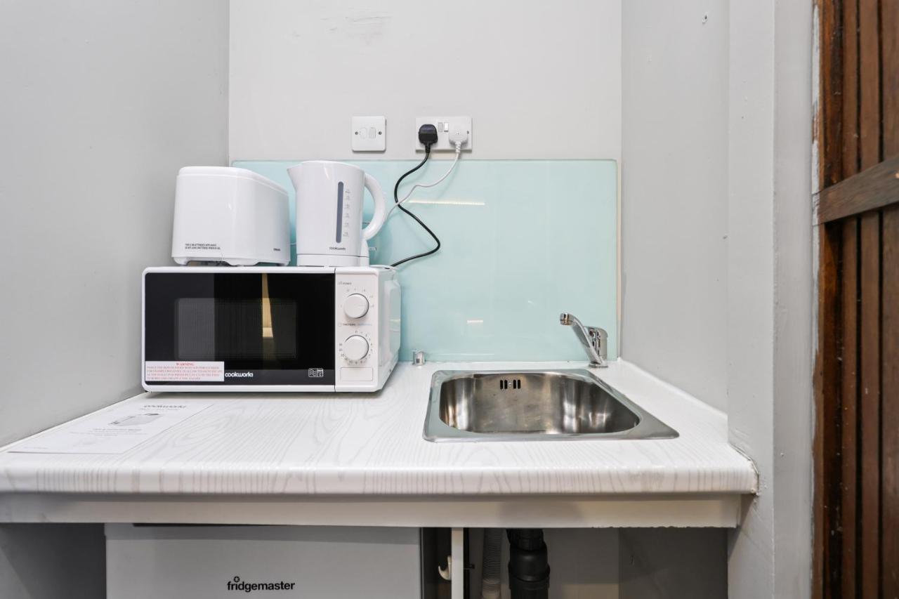 Apartment Single Studio Flat London
